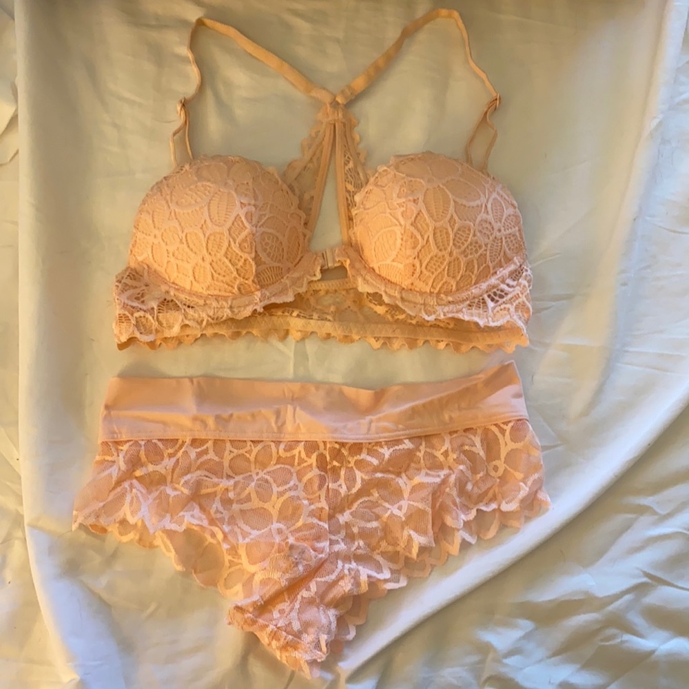 VS ‘date night’ bra and panty set